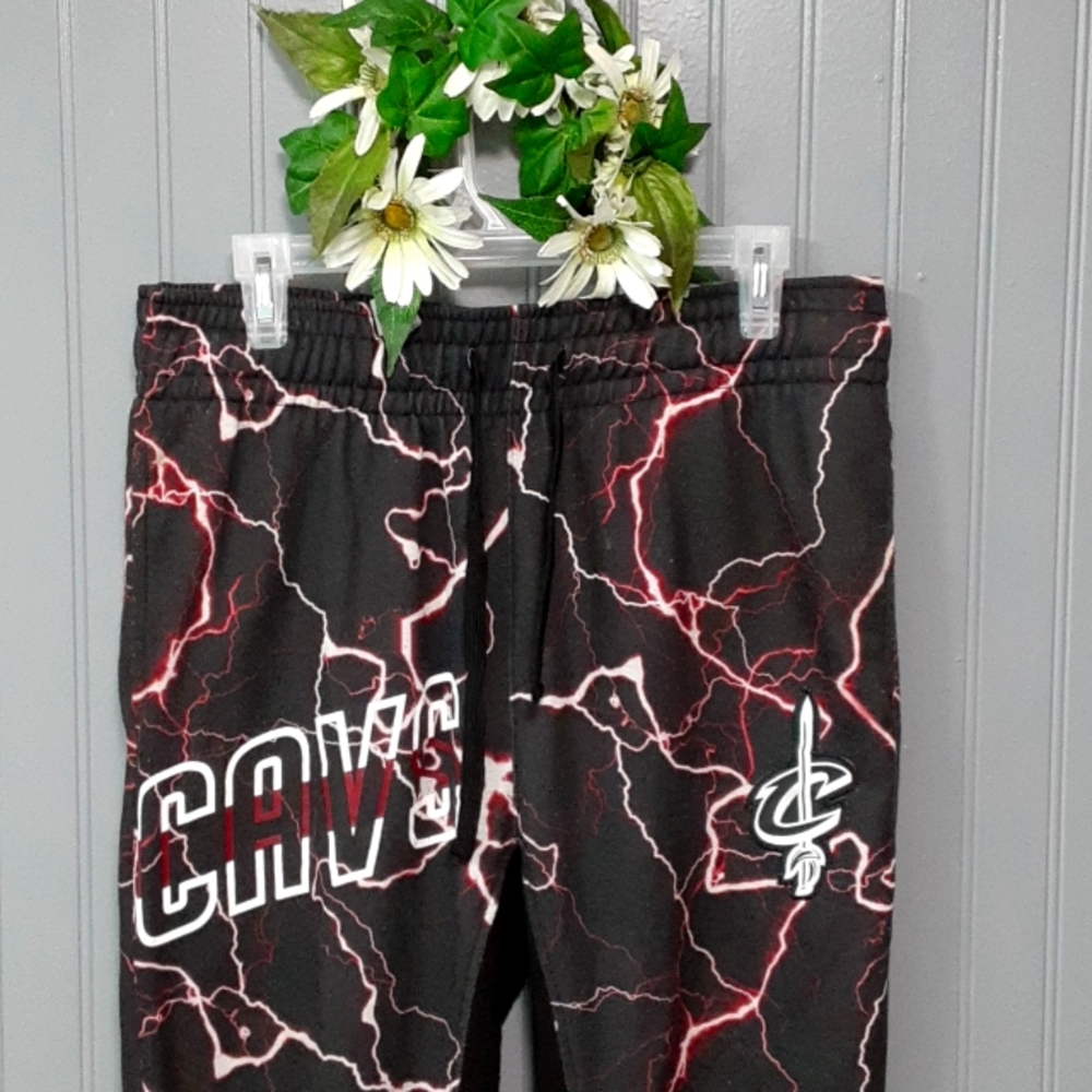 NBA Cavs Lighting Pants